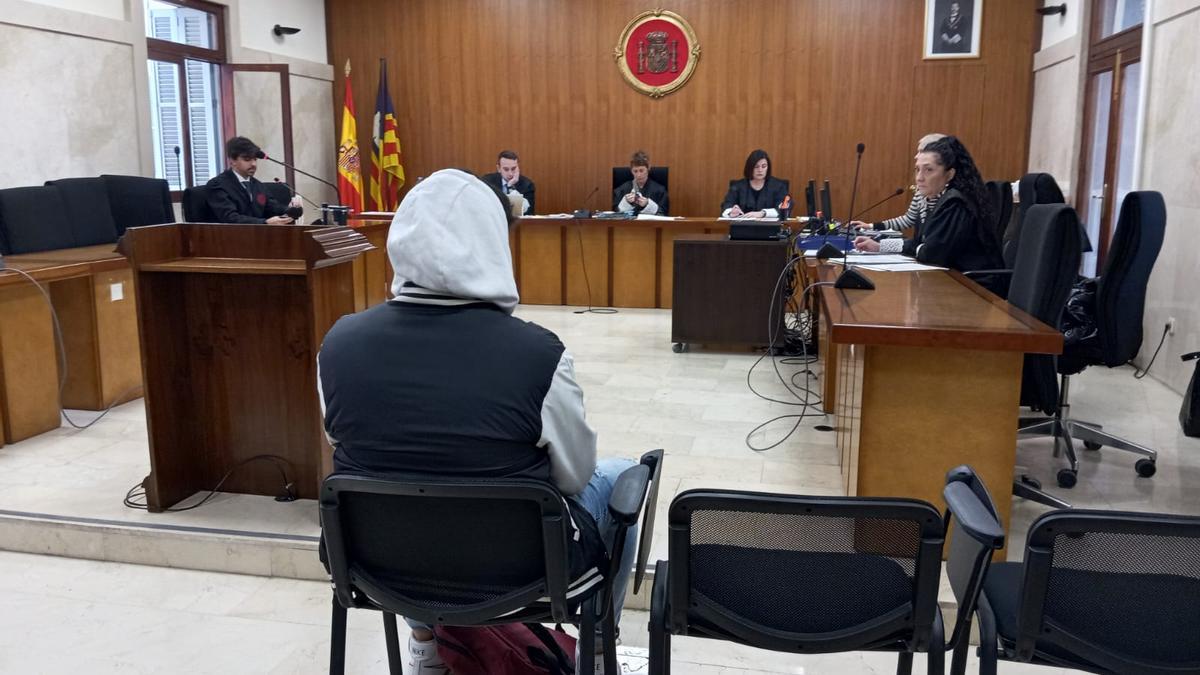 El acusado, durante el juicio en la Audiencia de Palma.