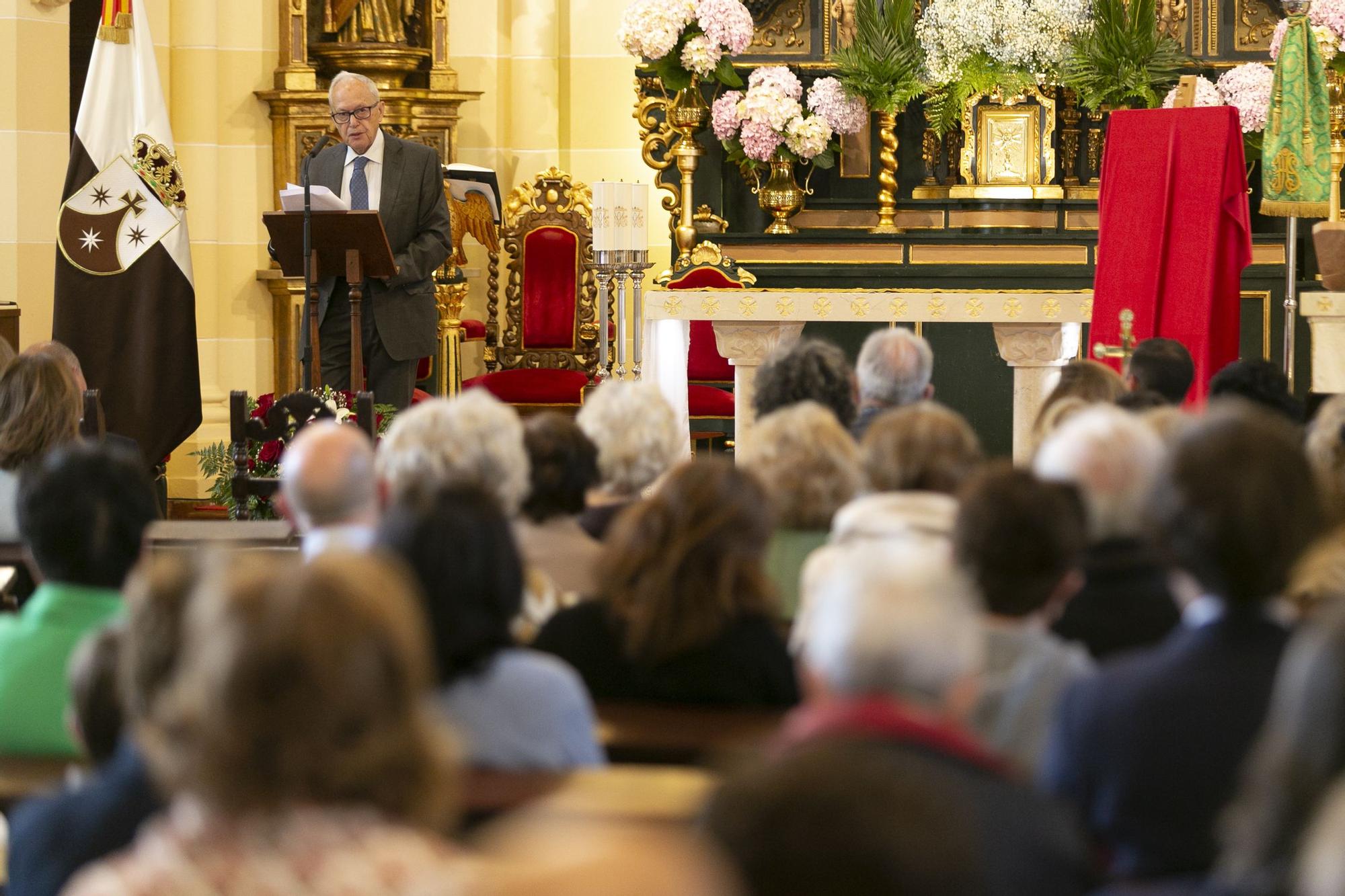 José Manuel Vaquero ofrece el pregón de las fiestas del Carmen en la iglesia de Salinas
