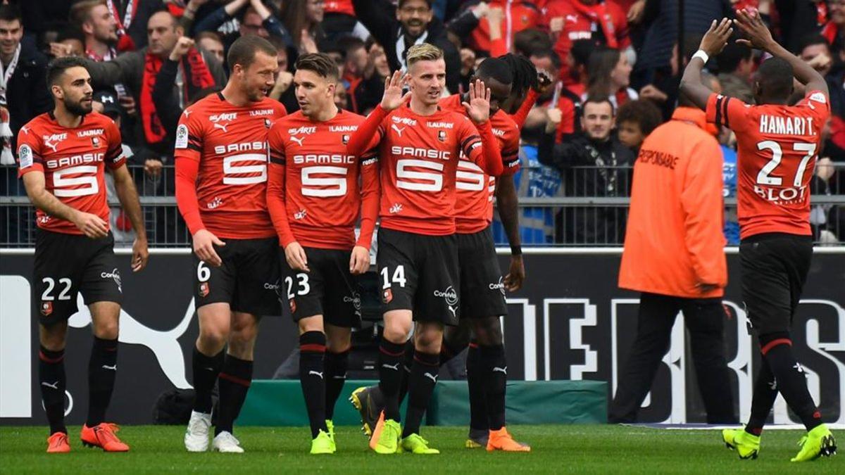 Adrien Hanou, autor de un doblete para el Stade Rennais