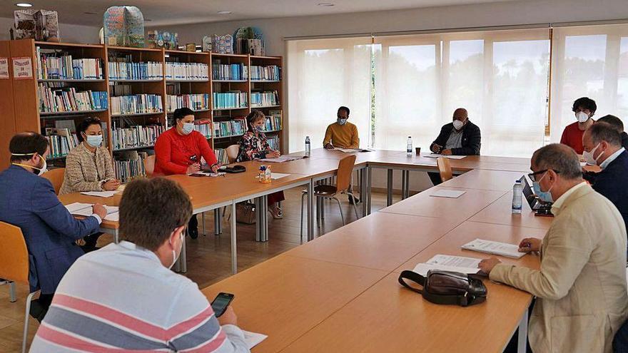 Imagen de la reunión ayer en A Senra para constituir la gestora de la Mancomunidad.