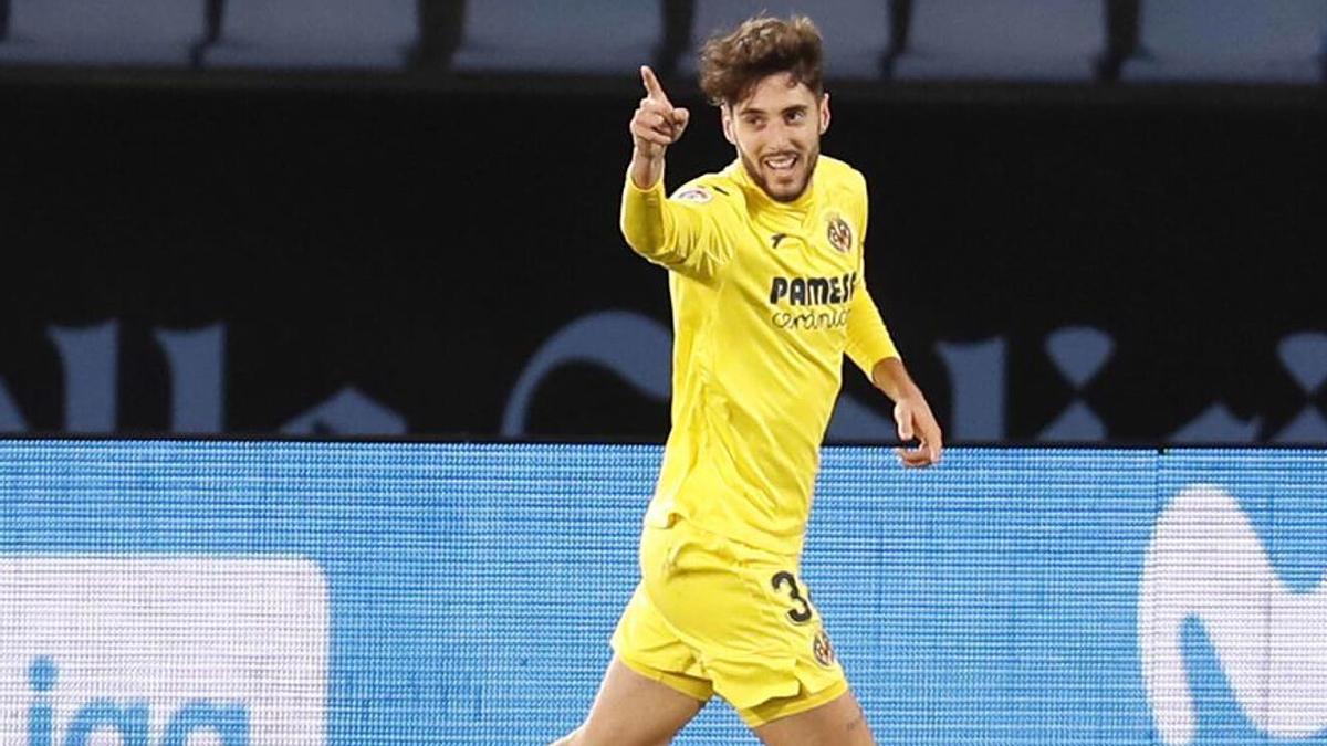 Fer Niño celebrando un gol