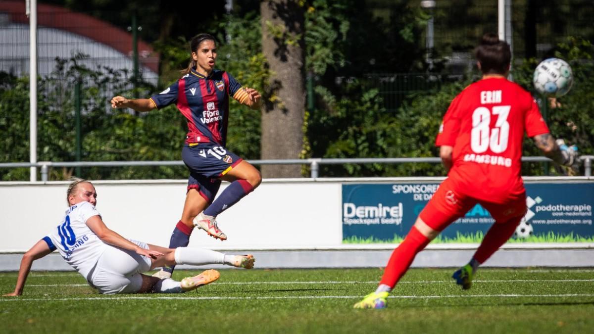 El Levante goleó al Stjarnan en la previa