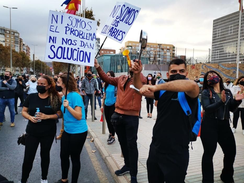 Hosteleros protestan en Cartagena