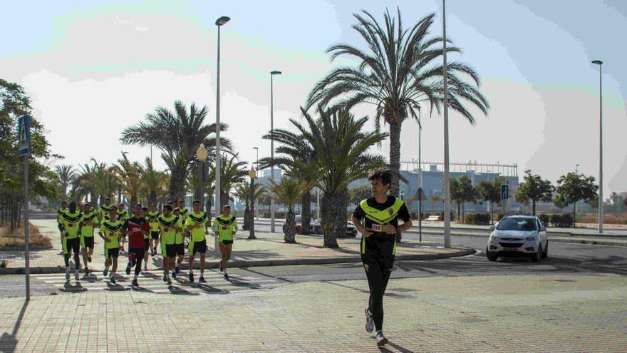 Los jugadores del Elche disfrutan como niños en el parque Streent Jump