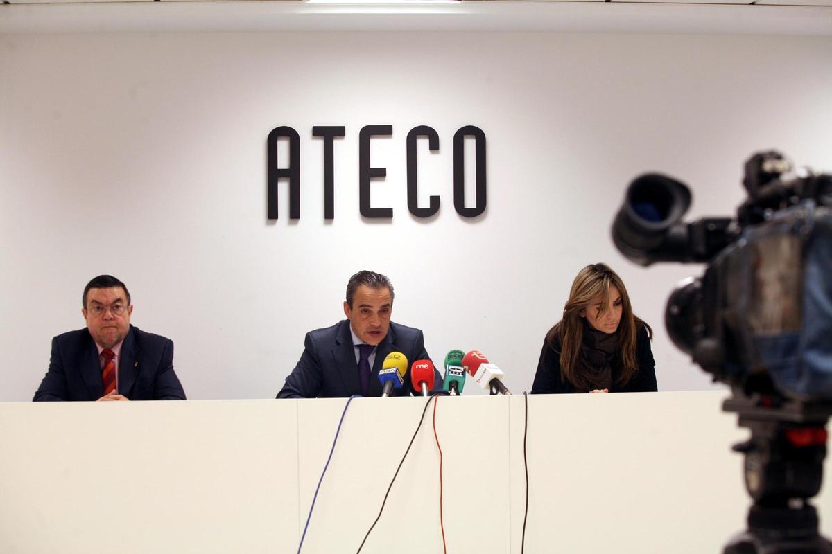 Ramón Ceballos en una rueda de prensa como director general de Trabajo en 2010.