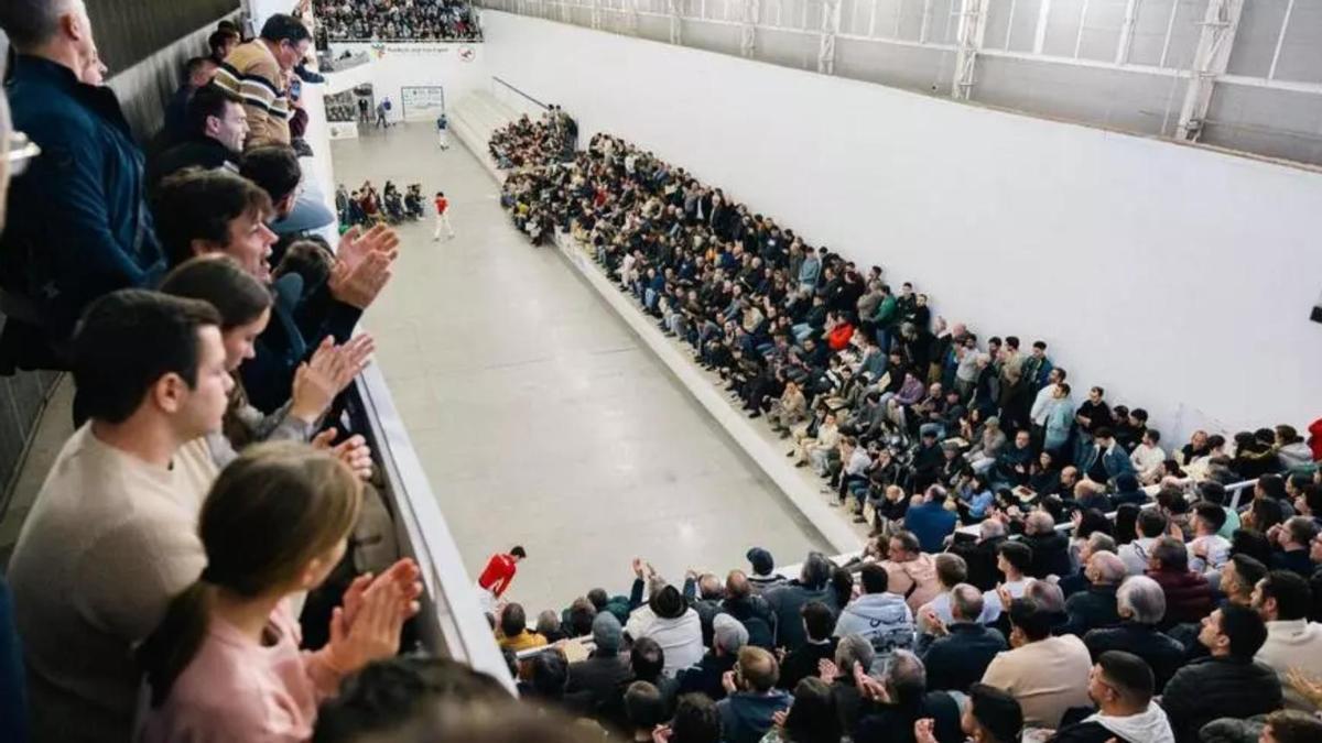 Imagen del trinquet de Pelayo, durante el Desafío en el que De la Vega venció a Alejandro.