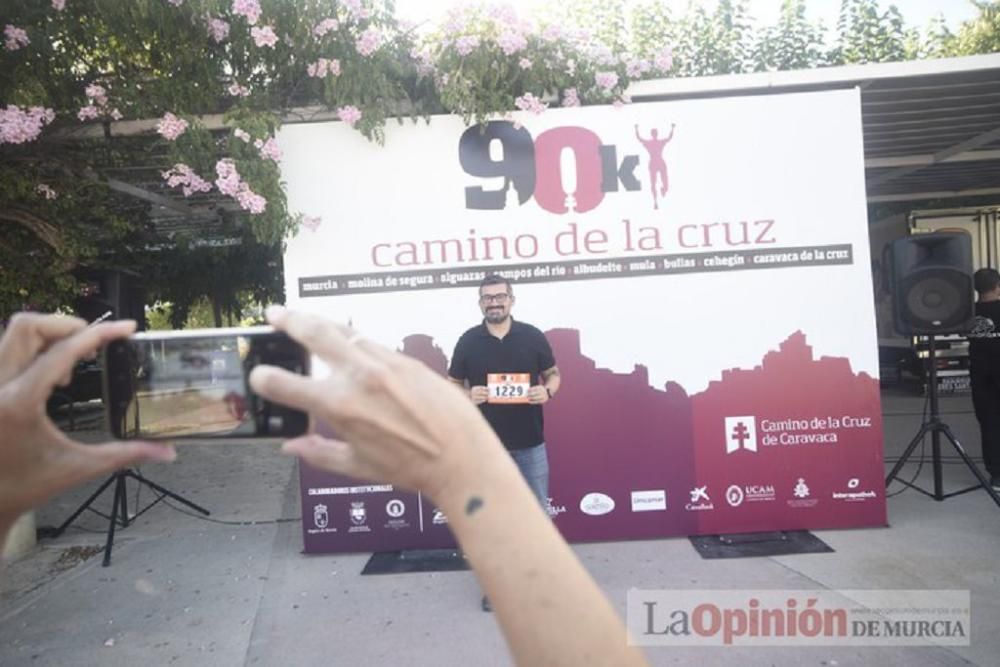 Entrega de dorsales de la 90K Camino de la Cruz