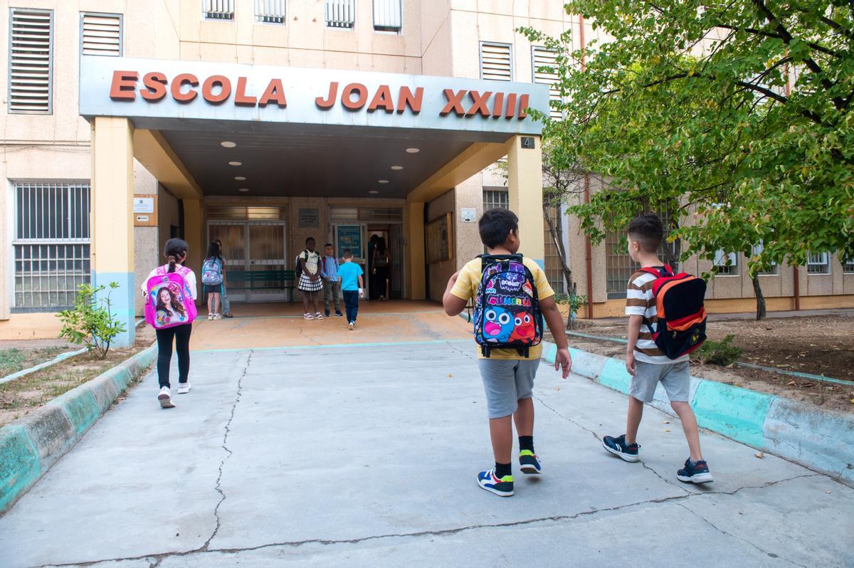 Primer día de colegio en la escuela Joan XXIII de Lleida