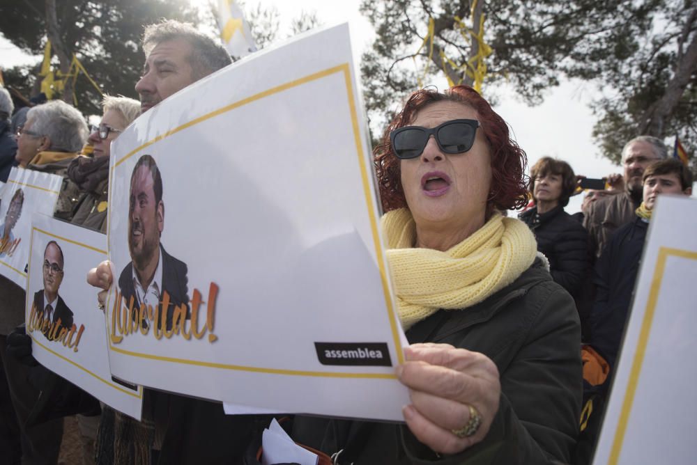 Acte a l'esplanada de Lledoners convocat per Assem