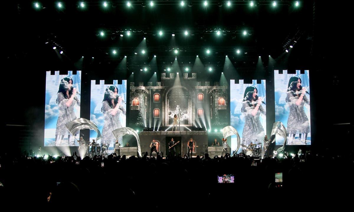 Concierto de Laura Pausini en el Roig Arena de València