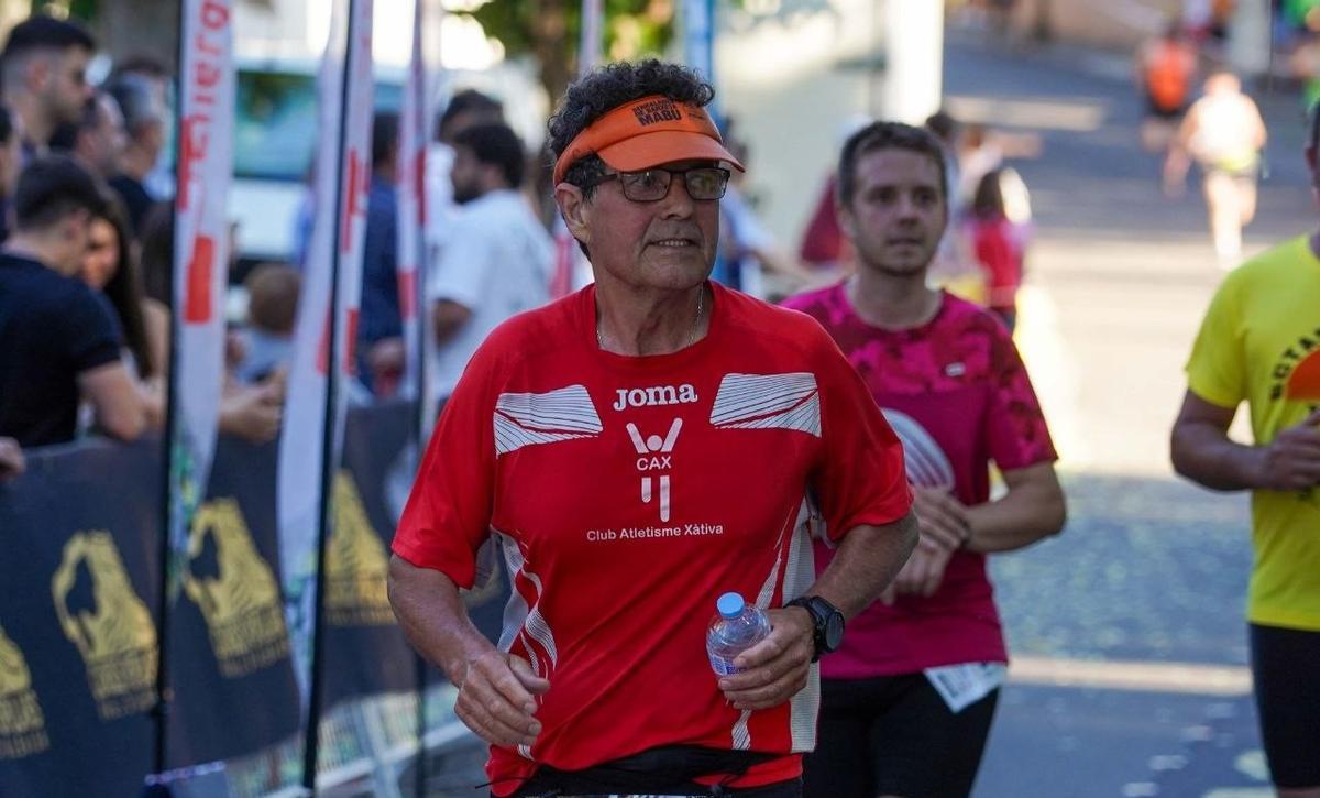 Un atleta del Club Atletisme Xàtiva en una de las pruebas del pasado fin de semana.