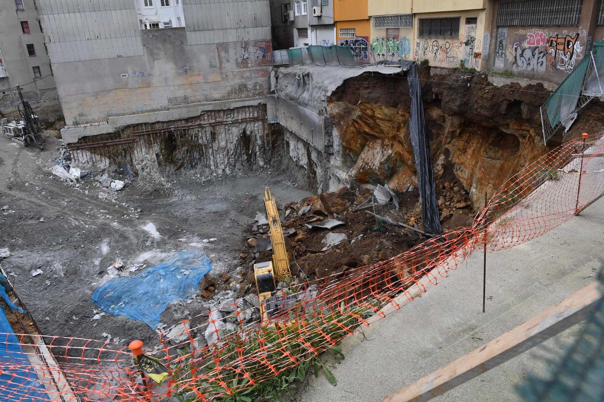 30 familias realojadas por el derrumbe de un muro en una obra en la calle Rey Abdullah