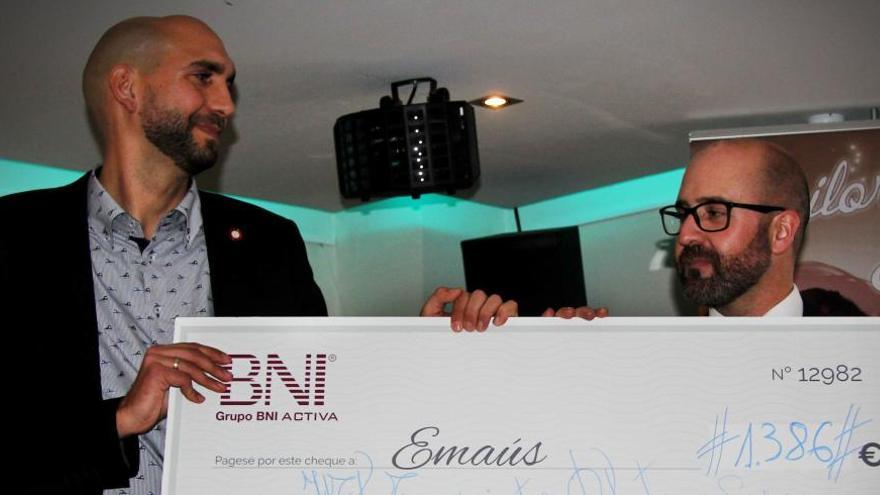 BNI Activa dona 1.386 euros al centro Emaus