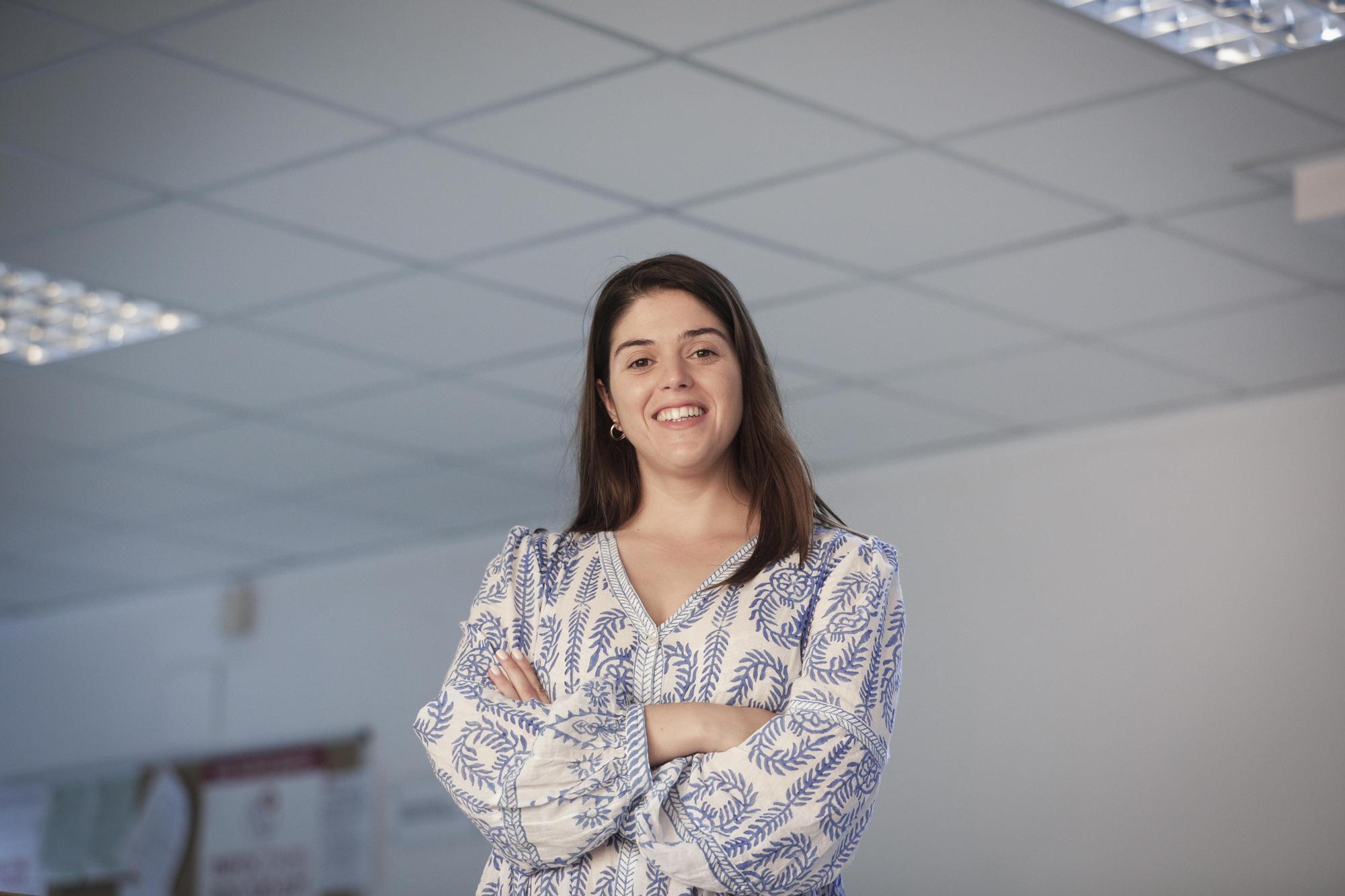 Pilar Gallego agradece el trabajo de los docentes.