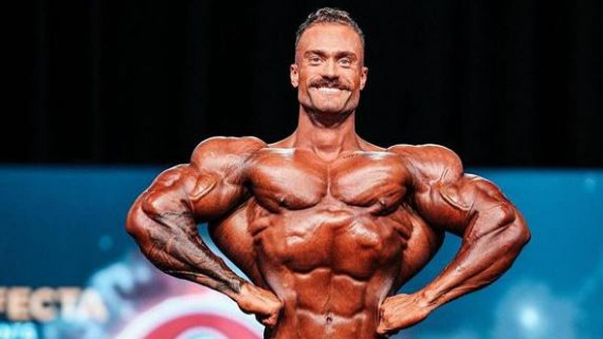 La viral reflexió de Chris Bumstead sobre apuntar-se al gym per lligar La viral reflexió de Chris Bumstead sobre apuntar-se al gym per lligar