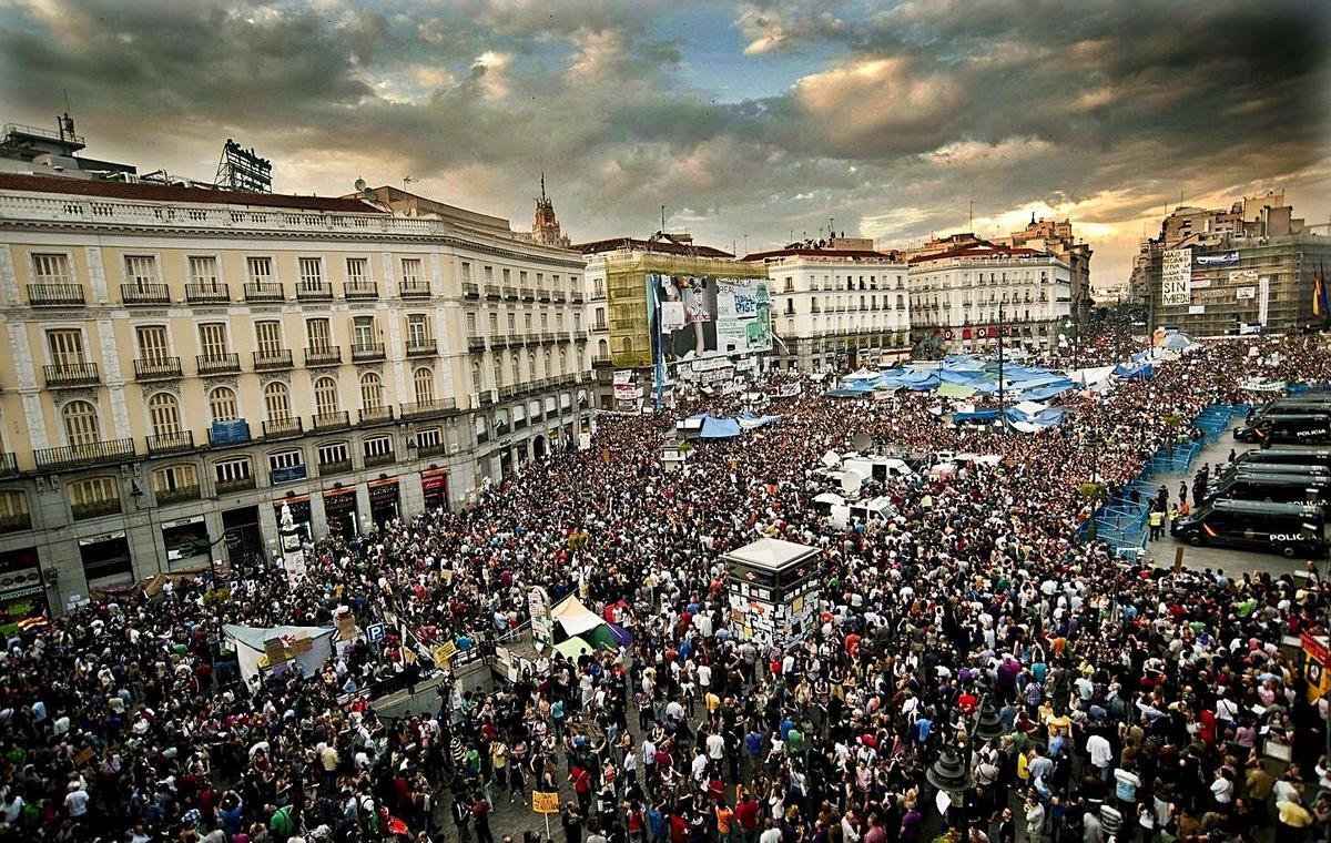 EL RETORNO AL ÁGORA Y  LA RECUPERACIÓN DE LA DEMOCRACIA DELIBERATIVA