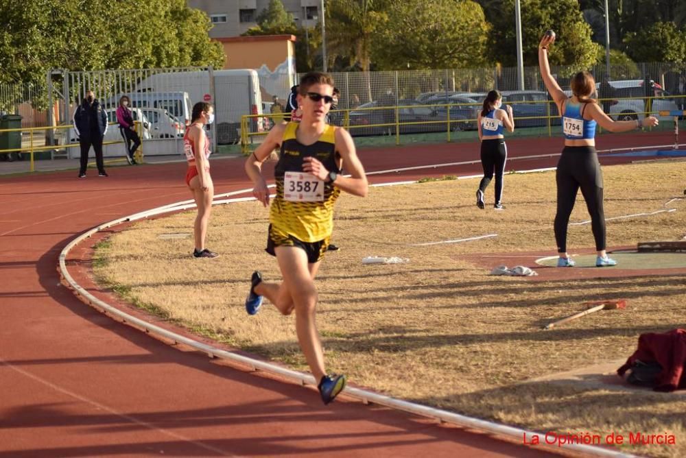 Control federativo de atletismo en Cartagena