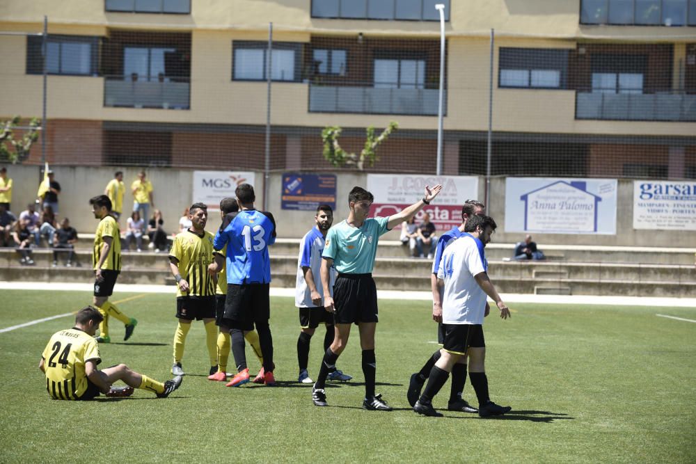 El Navarcles punxa i el Castellnou puja a tercera