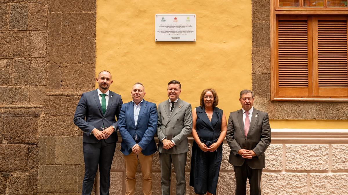 Julio Mateo, Xosé Igrexas, Teodoro Sosa, Begoña Balado y Francisco Perera.