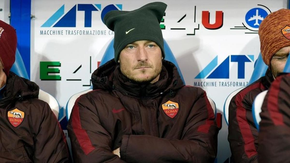 El capitán de la Roma, Francesco Totti en el partido contra el Empoli