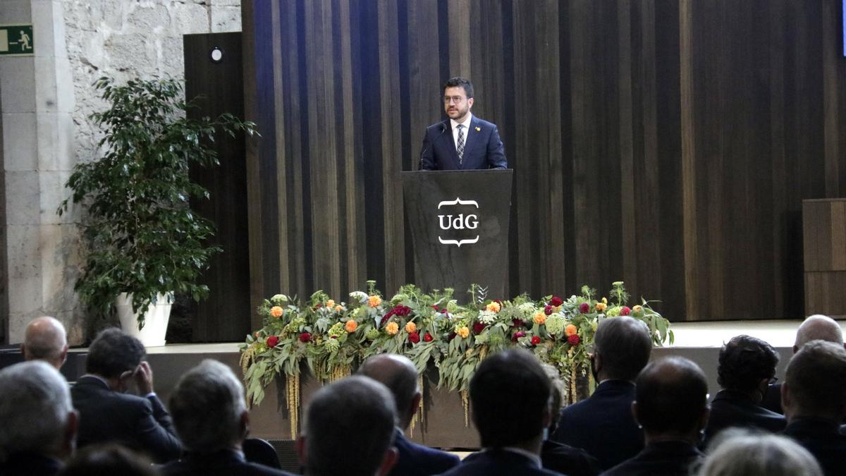 El president de la Generalitat, Pere Aragonès, inaugurant el curs acadèmic a la UdG.