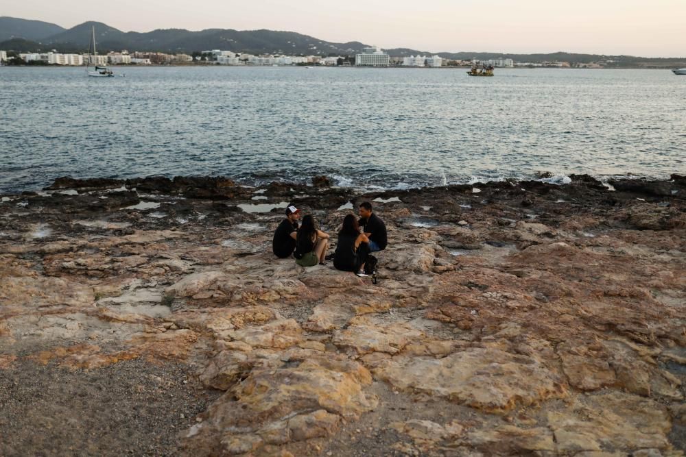 Puestas de sol sin aplausos este verano en Sant Antoni