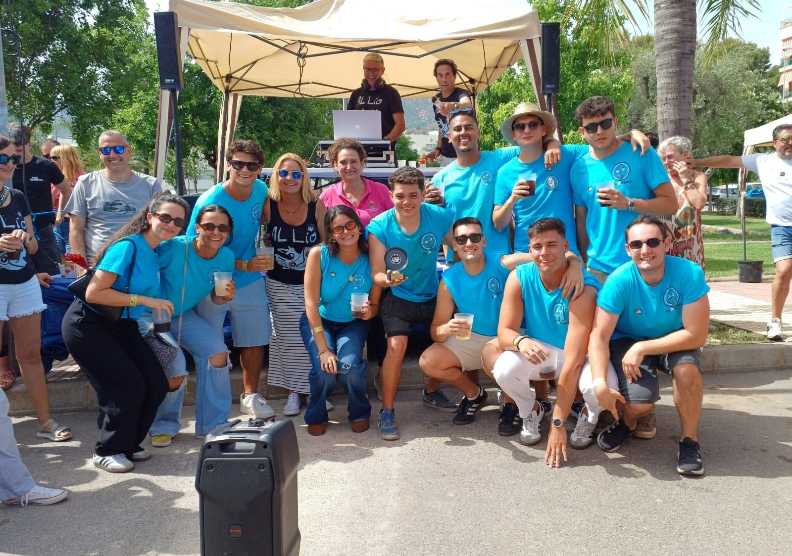 Las imágenes del primer concurso de paellas entre peñas de Benicàssim