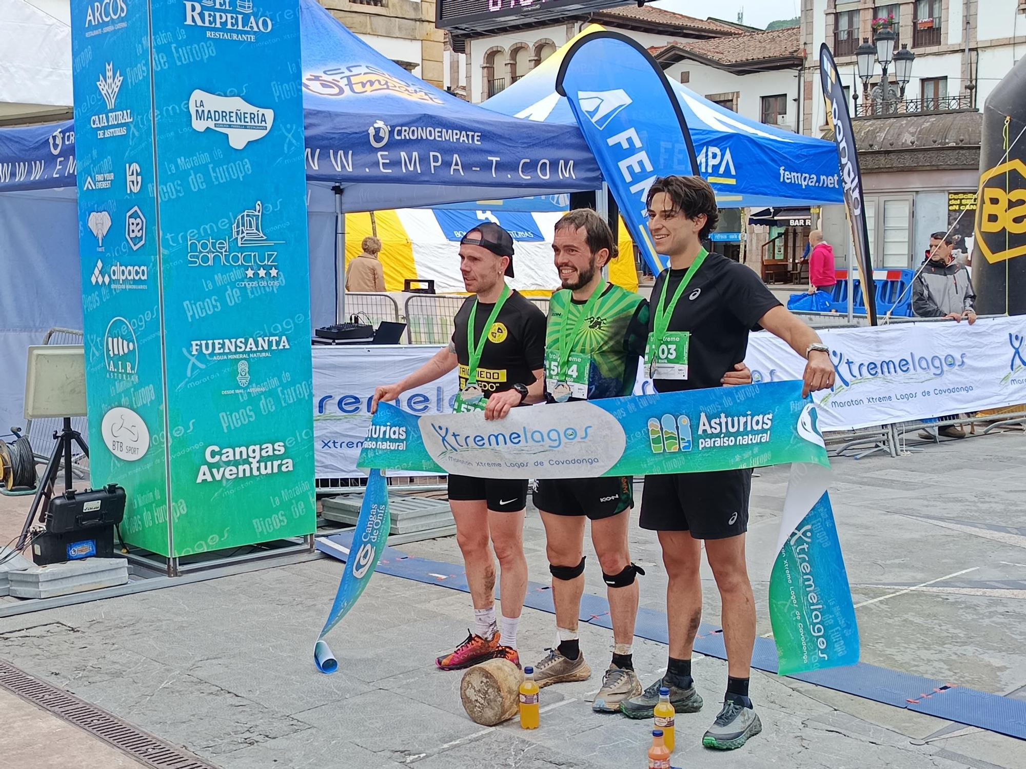 Podio masculino de la Xtreme Trail (002).jpg