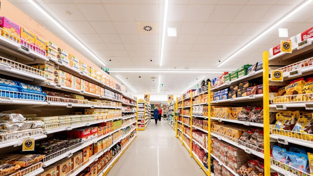 Llega al supermercado la carne de lechazo criado en el entorno de los Picos de Europa (y con su consumo se ayuda a conservar el quebrantahuesos)