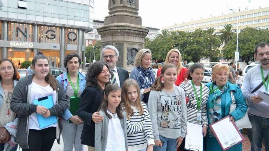 Recogida de firmas en apoyo de la continuidad del Día de la Familia