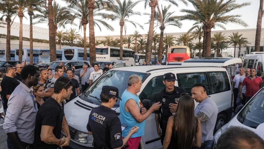 El Govern &quot;infiltrará&quot; a dos inspectores para luchar contra los coches piratas en Son Sant Joan