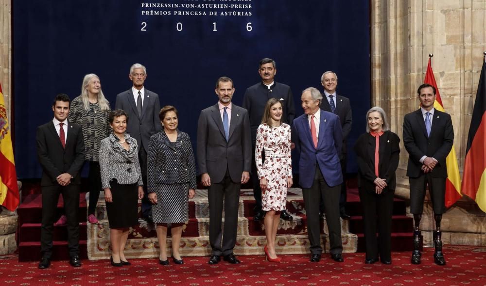 Audiencia de los Reyes con los galardonados con los premios "Princesa de Asturias 2016"