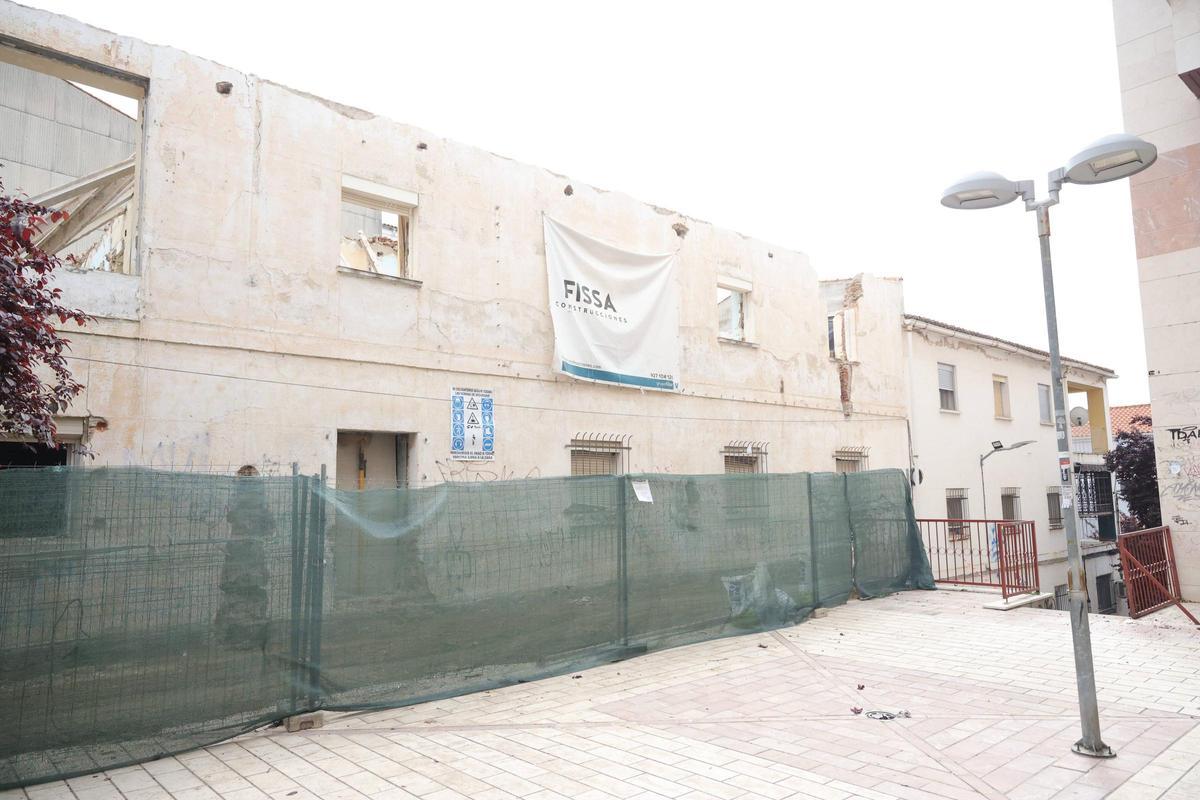 Galería | Derrumbe del inmueble de la calle Maluquer de Cáceres