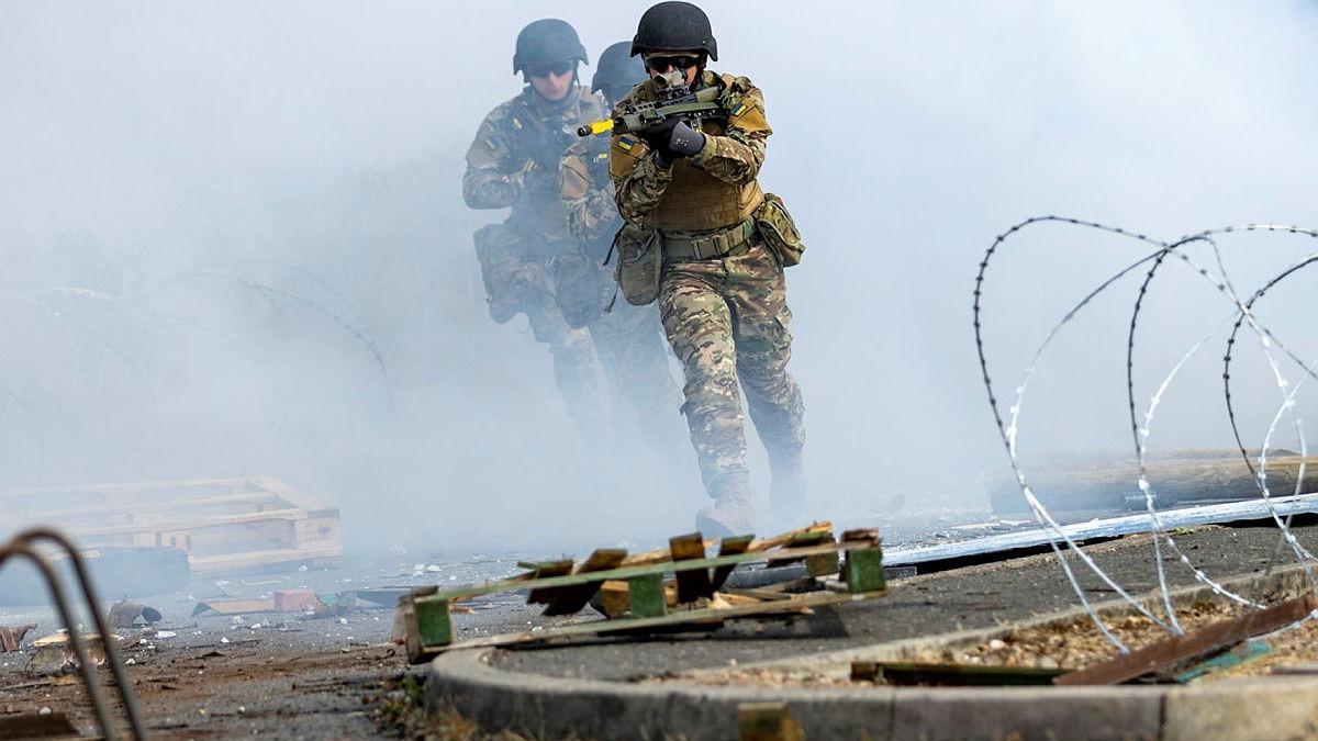 Reino Unido está formando a miles de soldados ucranianos en su territorio.