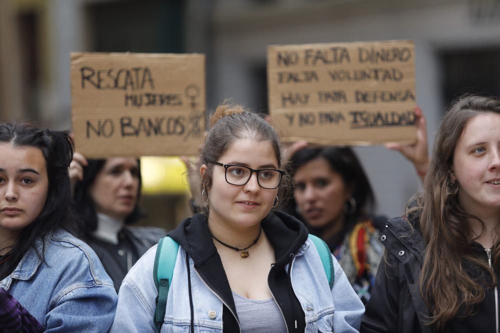 Manifestación feminista en Oviedo