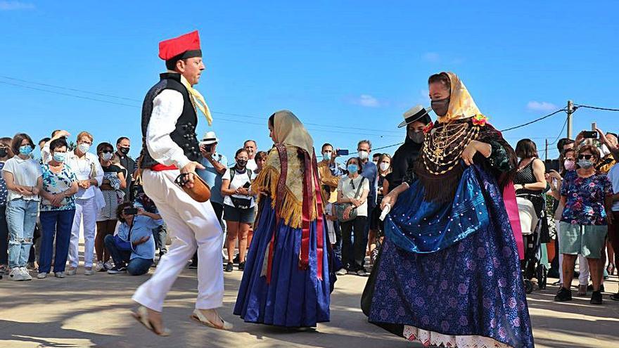 Los grupos de &#039;ball pagès&#039; pudieron vover a bailar.