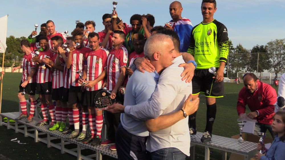 El Montesinos celebra el ascenso por todo lo alto