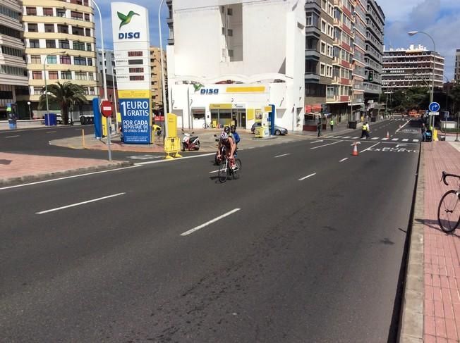 El triatlón se apodera de Las Palmas de Gran Canaria