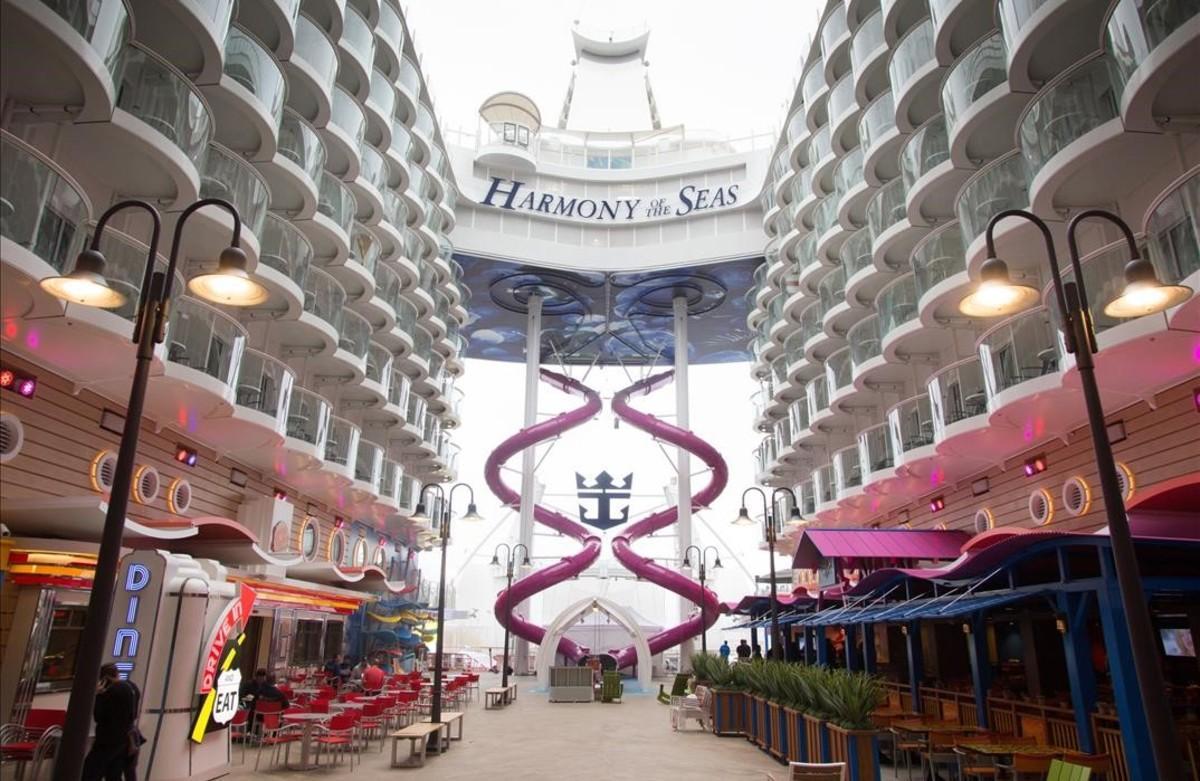 El tobogán más largo del mundo en alta mar, del Harmony of the Seas.