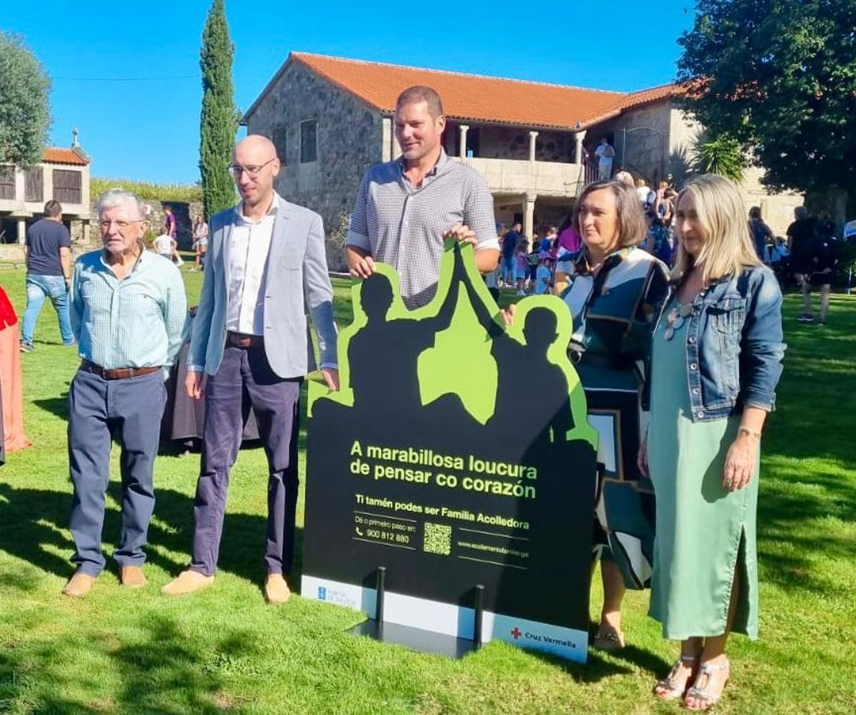 Juan Soutelo, Jacobo Rey, José López, Mercedes Casanova y Amalia Goldar, en Guimarei.