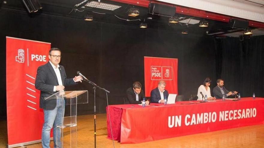 Diego Conesa celebró en Cehegín el acto «para abrir el partido a la sociedad y a los militantes».