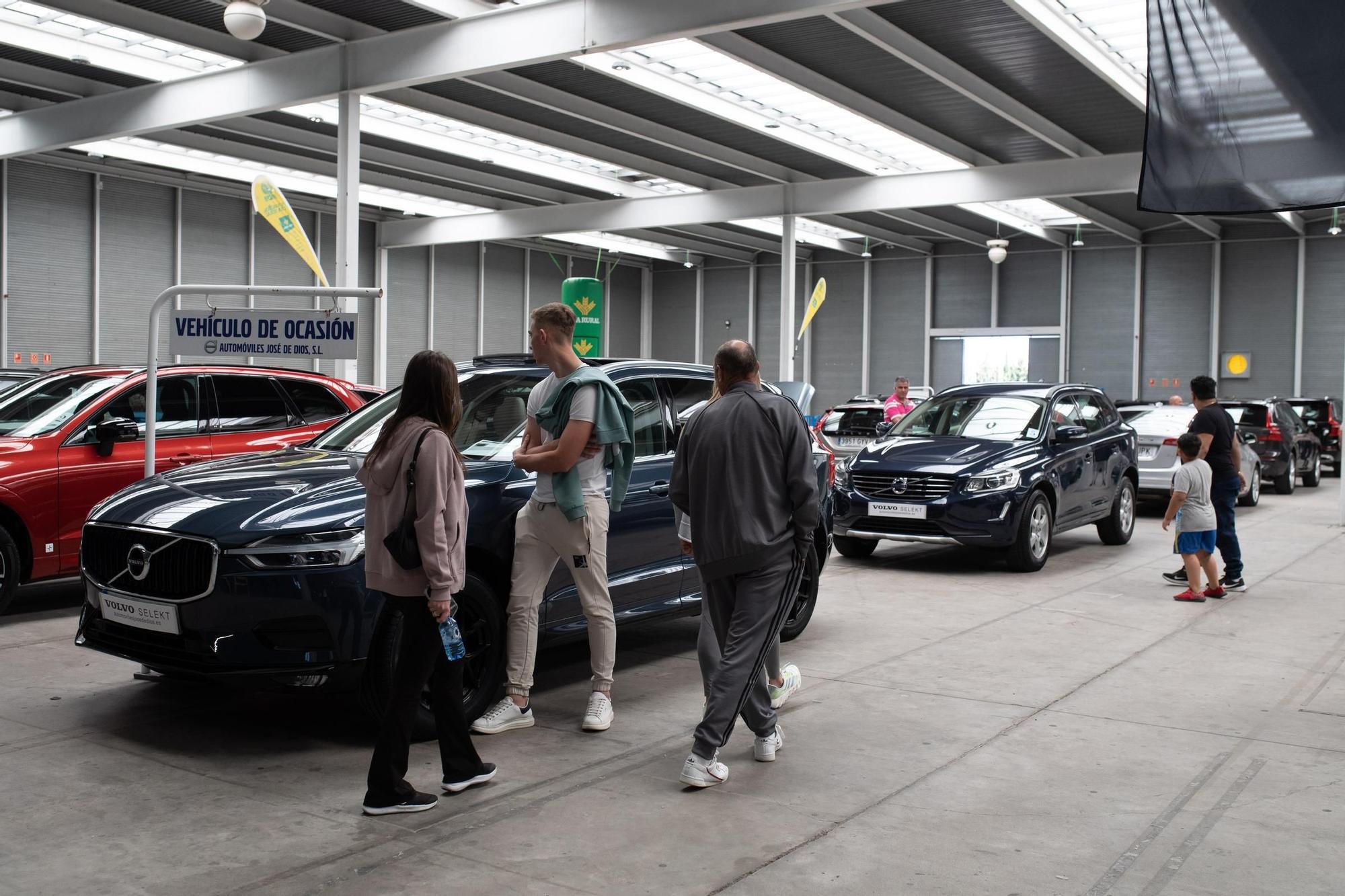 Feria del automóvil o feria del coche en Ifeza