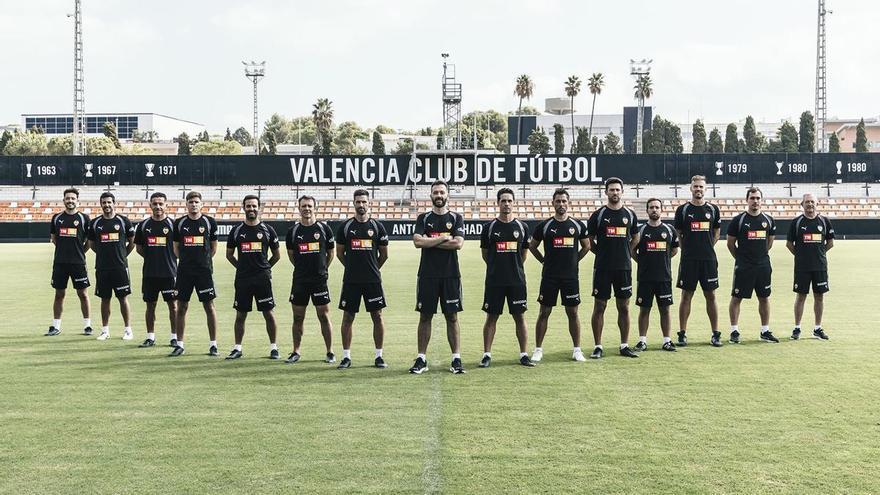 El Valencia CF hace oficial el nuevo cuerpo técnico de Corberán