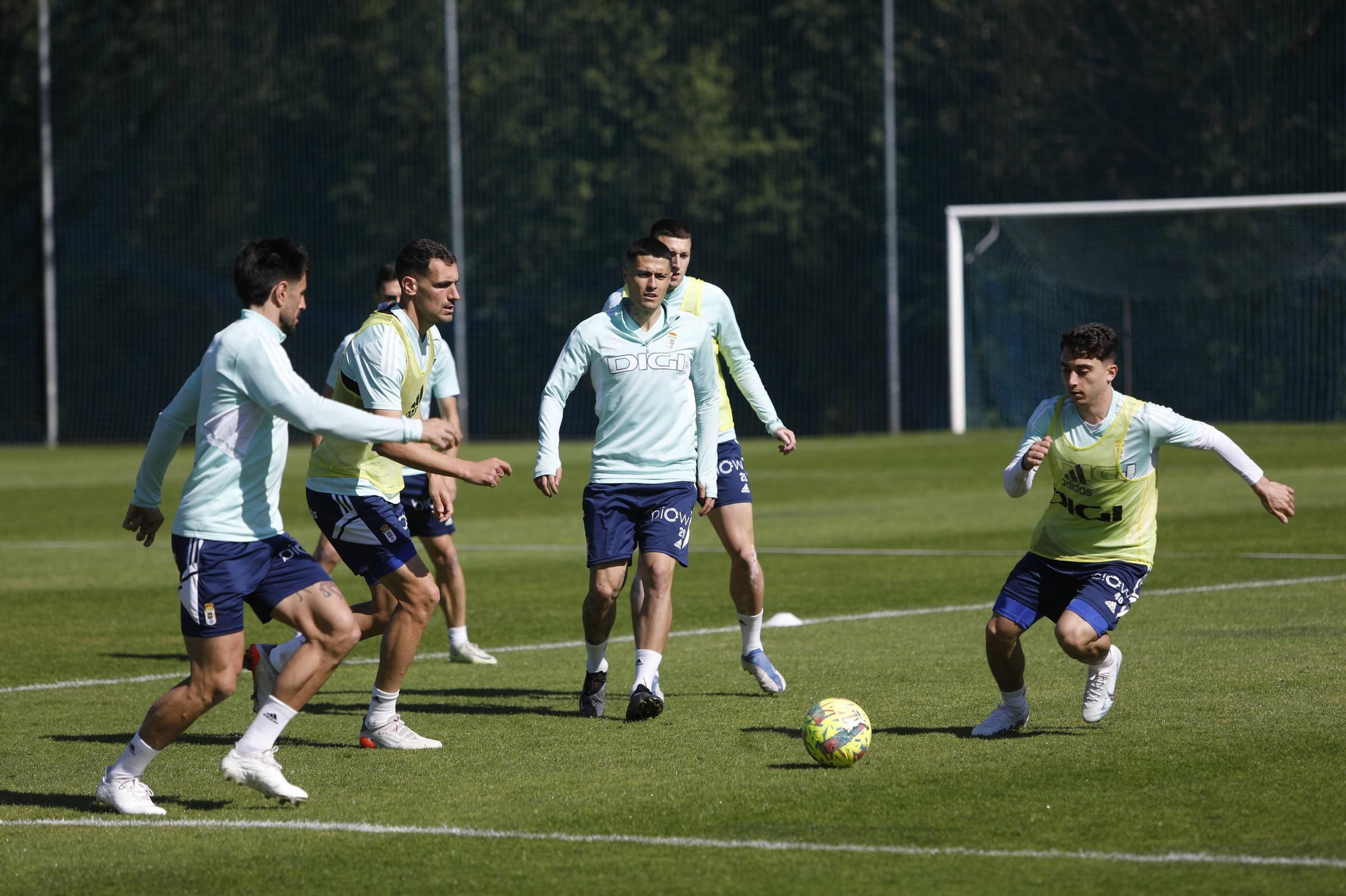 EN IMÁGENES: el entrenamiento del Oviedo