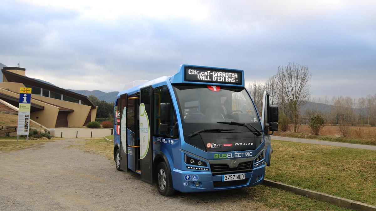 El bus elèctric de Clic.cat a la Vall d'en Bas