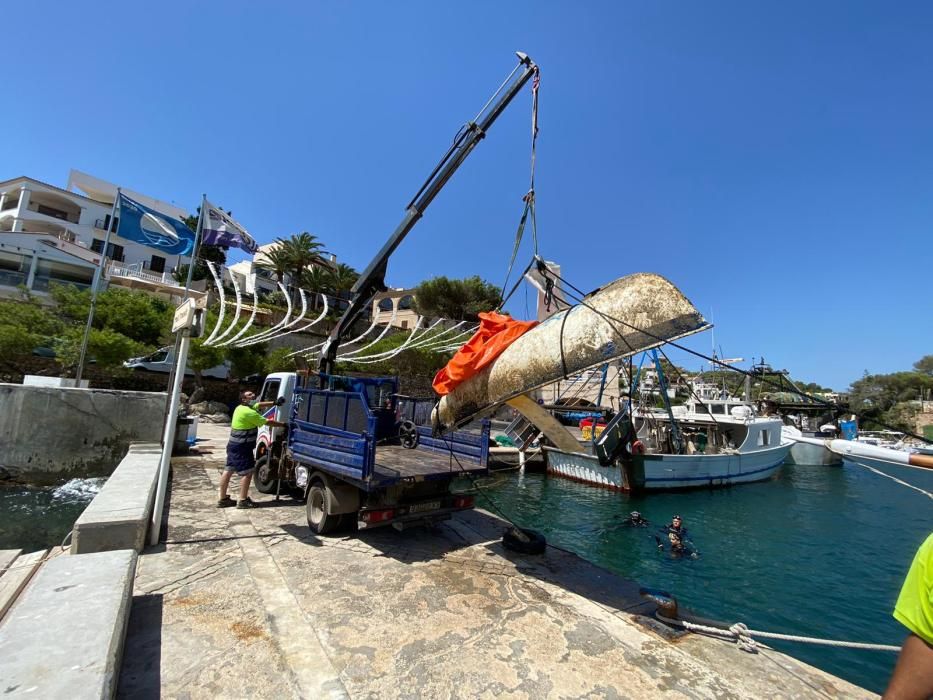 Retiran 3.000 kilos de residuos del fondo marino de Cala Figuera