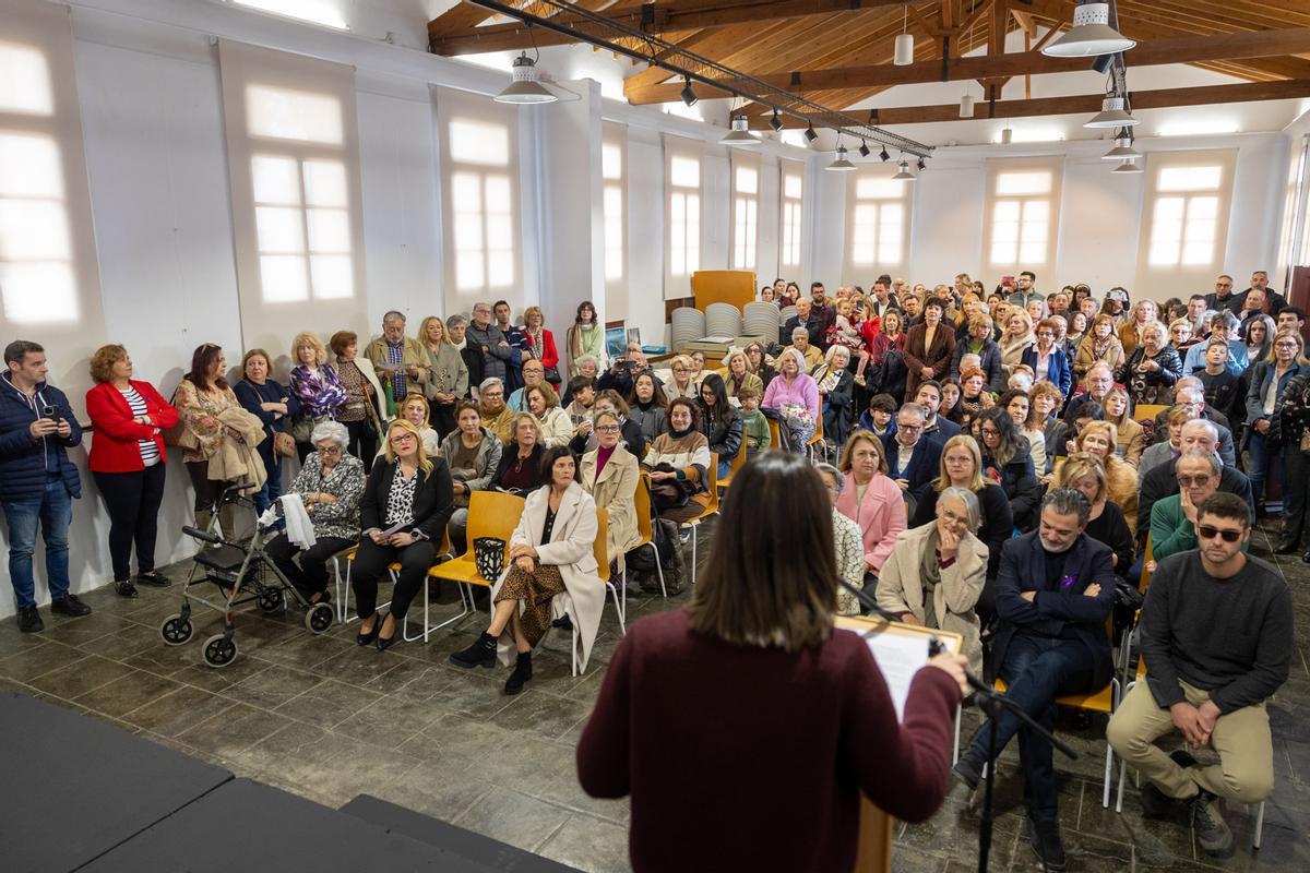 Lleno en el acto de mujeres relevantes del pasado año y que este año homenajeará a siete alfasinas.