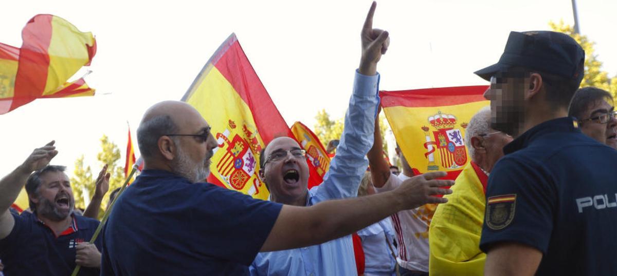 Imagen de la concentración ultraderechista en Zaragoza.