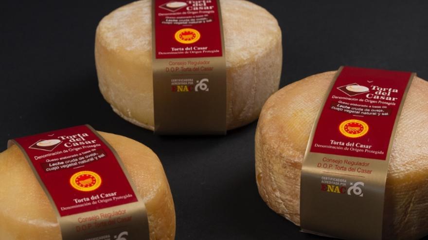 Torta del Casar: el mejor queso del mundo para descubrir Extremadura