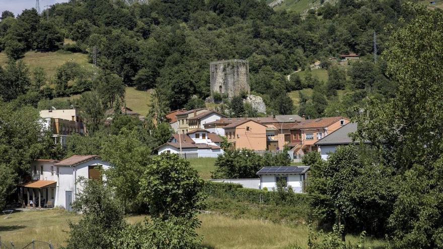 Música, procesiones, motos y gastronomía en las fiestas de El Condao, en Laviana